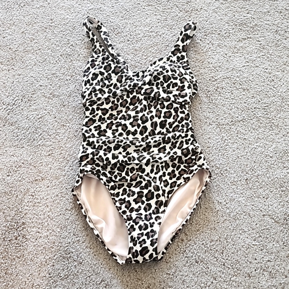 Leopard swim suit